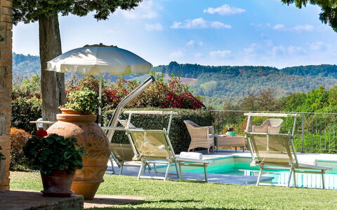 Gli Spilocchi 16: Piscina, Mueble Para Exteriores, Recurso, Arbusto, Mueble, Sunlounger, Eco Hotel, Jardín, Sombra