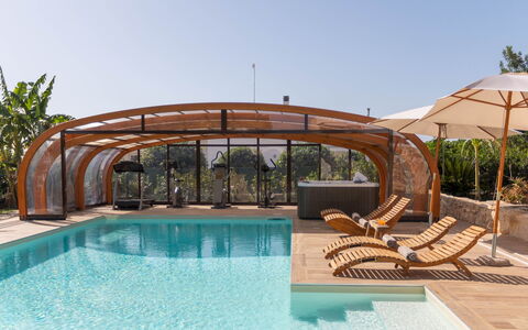 Villa i Mori 4: Piscina, Arquitectura, Recurso, Material Compuesto, Sombra, Eco Hotel, Mueble Para Exteriores, Estructura Al Aire Libre, Jardín, Inmuebles