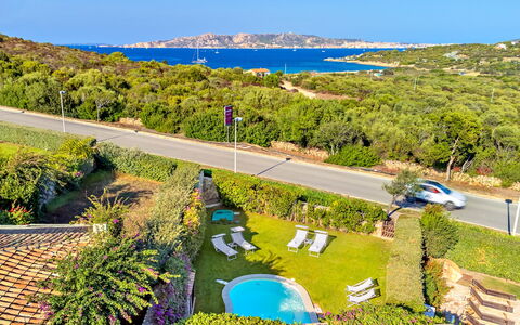 Casa Maestrale 6: Recurso, Piscina, Hotel, Ciudad De Vacaciones, Vista Panorámica