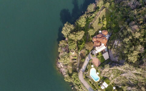 Villa Eden 8: Agua, Cuerpo De Agua, Banco, Lago, Costeras Y Los Accidentes Geográficos Oceánico, Costa, Reservorio, Apuntalar, Lago, Sonido