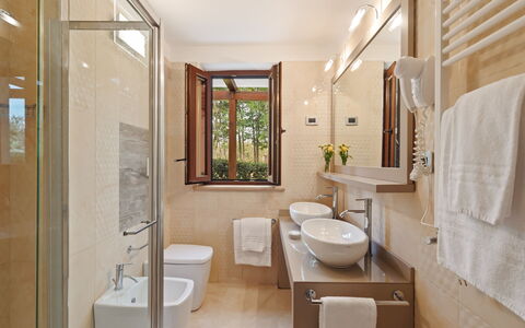 Tenuta Esdra 20: Piso, Pared, Diseño De Interiores, Arreglo De Tubería, Suelo, Baño, Lavabo Del Baño, Lavabo, Casa, Grifo