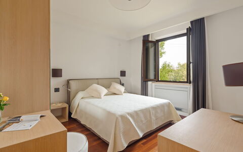 Tenuta Esdra 20: Cama, Diseño De Interiores, Mueble, Habitación, Sábana, Habitación, Piso, Lecho, Suelo, Madera