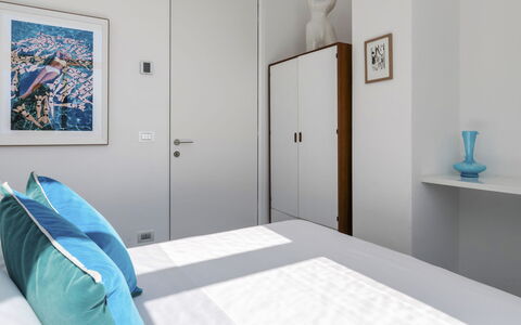 Villa Ponti 6: Mueble, Diseño De Interiores, Suelo, Piso, Madera, Habitación, Casa, Departamento, Habitación, Cama