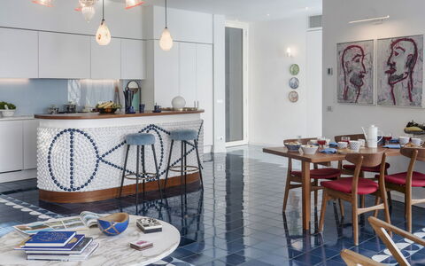 Villa Ponti 6: Mueble, Diseño De Interiores, Piso, Silla, Suelo, Mesa, Comedor, Cocina Y Comedor Mesa, Encendiendo, Techo