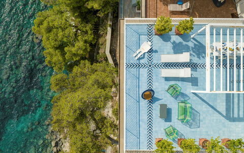 Villa Ponti 6: Piscina, Recurso, Ocio, Mueble Para Exteriores, Eco Hotel, Silla, Vacaciones, Hotel, Ciudad De Vacaciones, Sunlounger