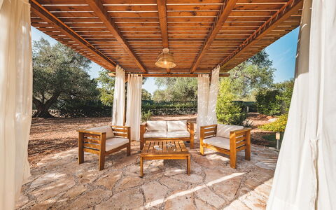 Trulli Biancapetra 8+2: Madera, Sombra, Porche, Estructura Al Aire Libre, Madera Dura, Manchas De Madera, Recurso, Inmuebles, Kiosko, Pabellón