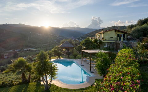 Villa Vittorio 6+2: Piscina, Paisaje, Recurso, Eco Hotel, Inmuebles, Hill Station, Cordillera, Paisajismo, Villa, Casa De Campo