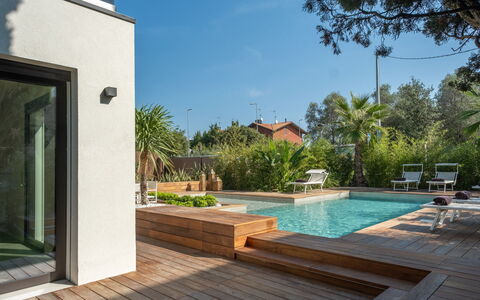 Marea 8: Piscina, Barrio Residencial, Casa, Arquitectura, Casa, Recurso, Material Compuesto, Eco Hotel, Inmuebles, Jardín