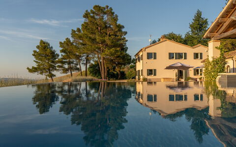 Villa Dianella 8+2: Reservorio, Reflexión, Tarn, Villa, Piscina