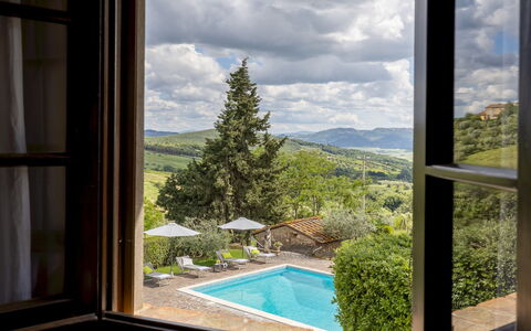 Villa Loredana 12: Eco Hotel, Hill Station, Cordillera, Mueble Para Exteriores, Villa, Inmuebles, Casa De Campo, Pueblo De Montaña, Piscina, Recurso
