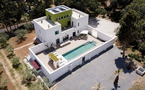 Villa Maria Paradiso 10: Barrio Residencial, Casa, Material Compuesto, Inmuebles, Piscina, Villa, Paisajismo, Diseño, Hotel, Hacienda