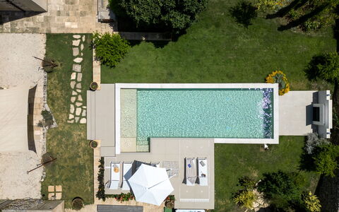 Masseria Muto 6: Piscina, Material Compuesto, Recurso, Jardín, Fuente De Agua, Paisajismo, Patio Interior, Losa, Ocio, Sombra