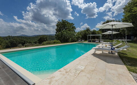 Villa Pianello 10: Azul, Piscina, Material Compuesto, Recurso, Sombra, Fuente De Agua, Thermae, Paisajismo, Eco Hotel, Mueble Para Exteriores