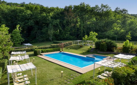 Valleverde 28+2: Piscina, Recurso, Ocio, Eco Hotel, Jardín, Mueble Para Exteriores, Sunlounger, Paisajismo, Sombra, Thermae
