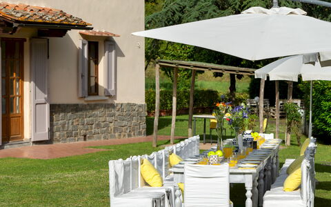 Valleverde 28+2: Mueble, Mesa, Silla, Mueble Para Exteriores, Restaurante, Manteles, Sombra, Mesa Al Aire Libre, Paraguas, Jardín