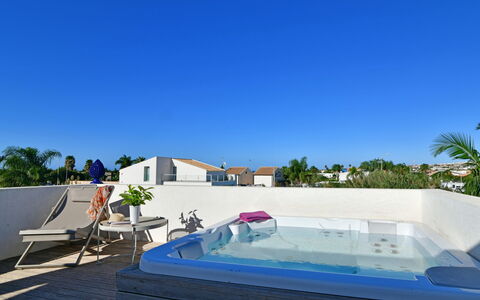 Villa Il Melograno 4+2: Recurso, Piscina, Material Compuesto, Mueble Para Exteriores, Arreglo De Tubería, Planta De Casa, Eco Hotel, Maceta, Hotel, Bañera