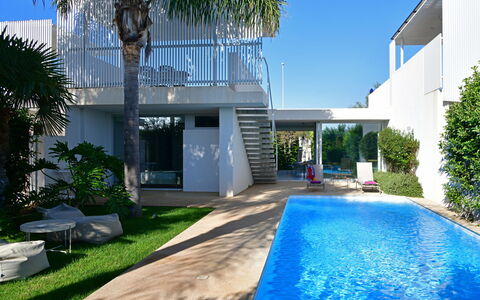 Villa Carrubo 4: Piscina, Barrio Residencial, Recurso, Sombra, Eco Hotel, Inmuebles, Balcón, Villa, Paisajismo, Patio