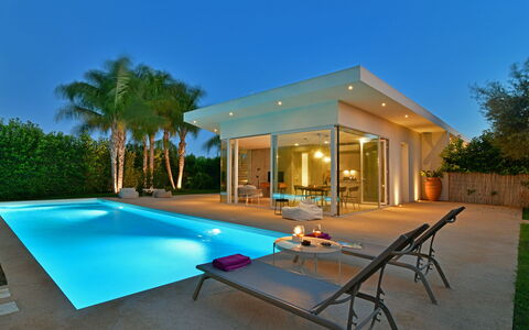 Villa Mandorlo 4: Piscina, Recurso, Eco Hotel, Material Compuesto, Sombra, Inmuebles, Villa, Hotel, Ocio, Mueble Para Exteriores
