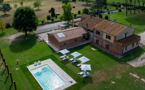 Tenuta Francigena 8