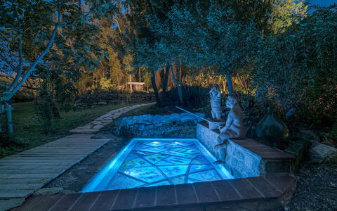 La Leopoldina 6: Azul, Piscina, Fuente De Agua, Jardín, Reflexión, Patio Interior, Recurso, Paisajismo, Diseño, Eco Hotel