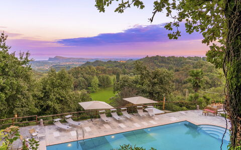 Tenuta Navelli 12+2: Azul, Piscina, Árbol, Recurso, Eco Hotel, Thermae, Ciudad De Vacaciones, Fuente De Agua, Paisajismo, Zona Tropical
