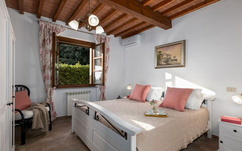 La Nula 4: Mueble, Cama, Diseño De Interiores, Habitación, Pared, Lecho, Sábana, Madera, Piso, Habitación