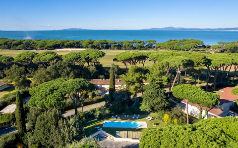 Villa Puntala 10: Vista Panorámica, Paisajismo, Recurso, Piscina, Parque, Fotografía Aérea, Ciudad De Vacaciones, Zona Tropical