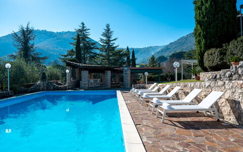Tenuta Cavi 10: Colina, Piscina, Cordillera, Hill Station, Recurso, Valle, Eco Hotel, Cresta, Alpes