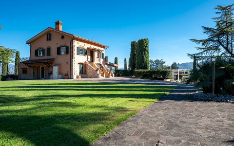 Tenuta Cavi 10: Cielo, Casa, Inmuebles, Villa, Casa De Campo, Paisajismo, Hacienda, Mansión