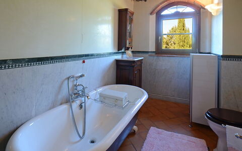 La Magia 8+2: Arreglo De Tubería, Grifo, Diseño De Interiores, Piso, Plomería, Lavabo Del Baño, Lavabo, Suelo, Baño, Habitación