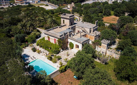 Villa dei Glicini 8+2: Piscina, Barrio Residencial, Inmuebles, Recurso, Mansión, Hacienda, Vista Panorámica, Paisajismo, Villa, Eco Hotel
