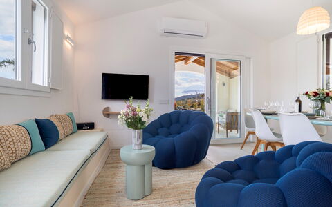 Casa Moros 6: Mueble, Diseño De Interiores, Sofá, Casa, Sala, Textil, Piso, Mesa, Habitación, Suelo