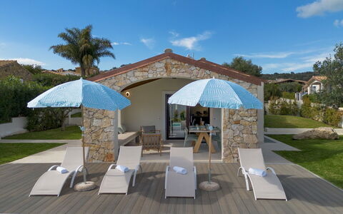 Casa Moros 6: Mueble Para Exteriores, Piscina, Paraguas, Recurso, Ocio, Casa, Sombra, Inmuebles, Eco Hotel, Silla