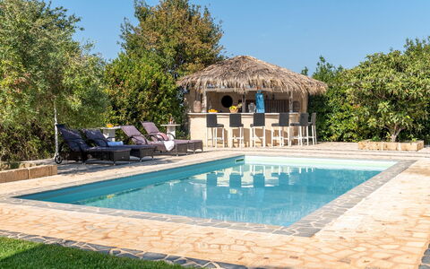 Trulli Italia 6+2: Piscina, Mueble, Mueble Para Exteriores, Recurso, Silla, Sombra, Eco Hotel, Paraguas, Ocio, Material Compuesto