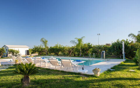 Profumo di Zagara 6+2: Piscina, Recurso, Material Compuesto, Paisajismo, Sombra, Inmuebles, Jardín, Eco Hotel, Hacienda, Ocio