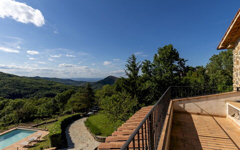 Poggio delle Lumie 6: Colina, Paisaje, Hill Station, Cordillera, Valle, Cresta, Eco Hotel, Mueble Para Exteriores, Pueblo De Montaña