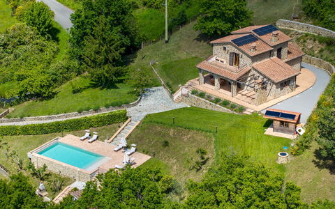 Poggio delle Lumie 6: Casa, Casa, Cabaña, Inmuebles, Casa De Campo, Área Rural, Jardín, Villa, Pueblo, Yarda