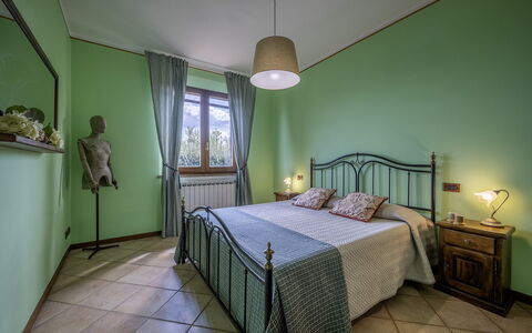 Podere Gellino 14: Mueble, Diseño De Interiores, Cama, Habitación, Techo, Habitación, Suelo, Piso, Lecho, Sábana