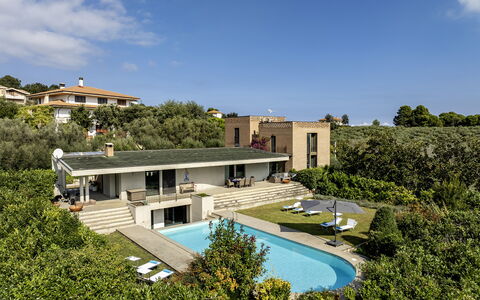 Villa Amyra 6+2: Piscina, Barrio Residencial, Inmuebles, Recurso, Villa, Hacienda, Eco Hotel, Mansión, Casa De Campo, Jardín