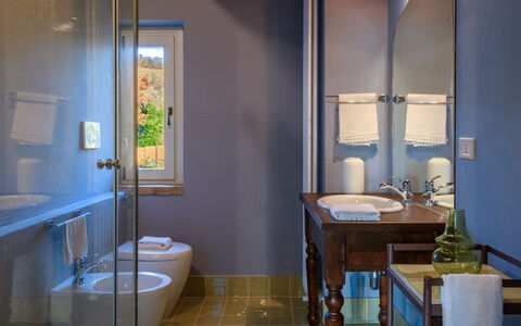 Dimora dei Sogni 7+1: Diseño De Interiores, Pared, Mueble, Baño, Arreglo De Tubería, Piso, Suelo, Lavabo Del Baño, Encendiendo, Techo