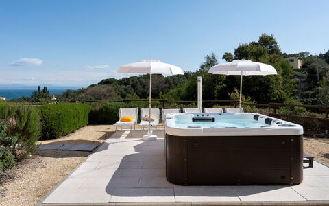 Villa Perelle 8: Bañera, Arreglo De Tubería, Ocio, Mueble Para Exteriores, Piscina, Jacuzzi, Recurso, Vacaciones, Maceta