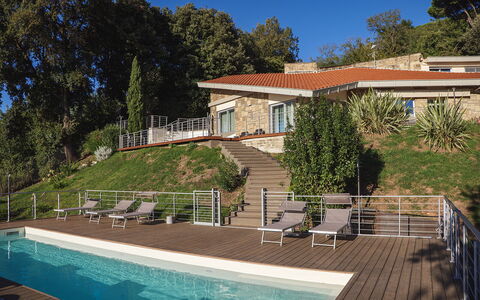 Villa Giulia 8: Piscina, Barrio Residencial, Recurso, Inmuebles, Eco Hotel, Mueble Para Exteriores, Sombra, Villa, Paisajismo, Hacienda