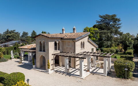 Villa Corte Sant'Anna 6+2