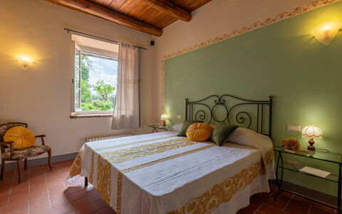 Sangiovese 14: Diseño De Interiores, Mueble, Techo, Habitación, Piso, Suelo, Habitación, Encendiendo, Linos, Cama