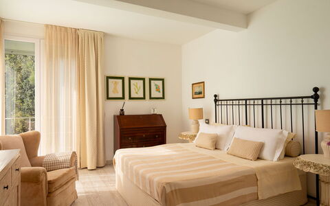 Villa Il Faro 10: Mueble, Cama, Diseño De Interiores, Habitación, Pared, Piso, Suelo, Madera, Habitación, Lecho