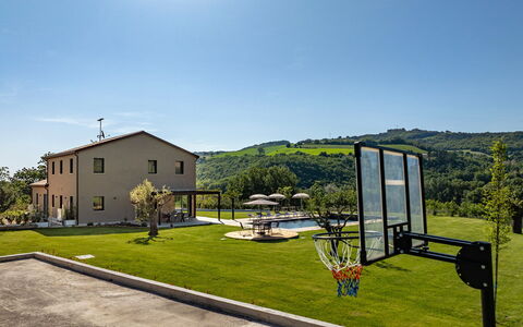 Villa Mamon 6+2: Inmuebles, Paisajismo, Mueble Para Exteriores, Villa, Casa De Campo, Porche