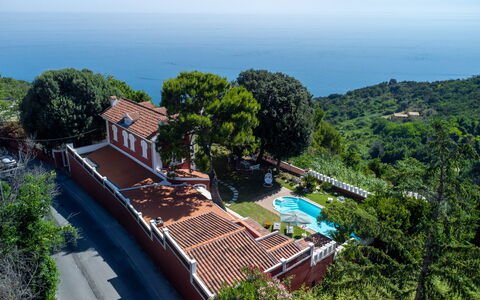 Villa Fiola 8: Inmuebles, Hacienda, Villa, Eco Hotel, Recurso, Piscina, Mansión, Casa De Campo