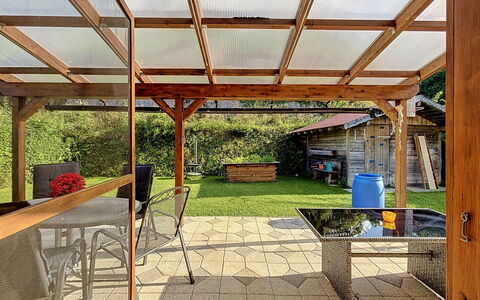 Ferienhaus Siegele: Madera, Jardín, Sombra, Mueble Para Exteriores, Estructura Al Aire Libre, Manchas De Madera, Patio Interior, Patio, Haz, Kiosko