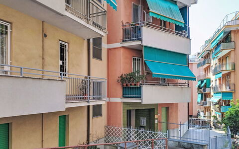 Alda: Inmuebles, Paisajismo, Villa, Cobertura, Balcón
