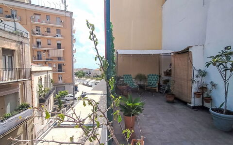 La Casa di Mary: Inmuebles, Paisajismo, Villa, Cobertura, Balcón